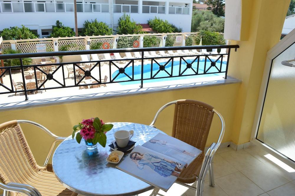 Konstantina Apartments Kávos Extérieur photo